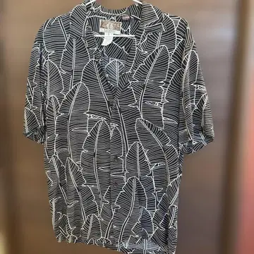 Kalaheo 알로하 셔츠 반팔 S 블랙 화이트 잎 패턴