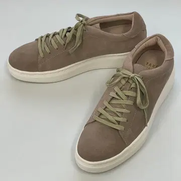 TAKEO KIKUCHI 다케오 키쿠치 베이지 스웨이드 스니커즈 미사용