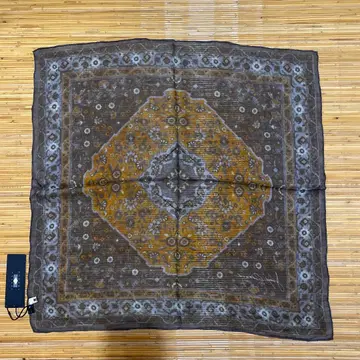 JOMEPH ABBOUD 미니 스카프 미사용