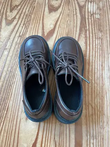 브라운 통굽 로퍼