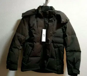 [미사용 새상품] 유니클로 +J UNIQLO 다운 자켓 XS 올리브