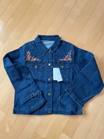 [ 새상품 택 포함 ] axes femme 꽃무늬 자수 데님 자켓