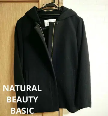 NATURAL BEAUTY BASIC 후드 부착 숏코트