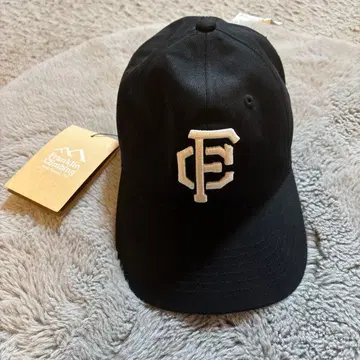 FC 로고 자수 블랙 캡