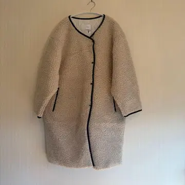 Mite 베이지 무스탕 코트