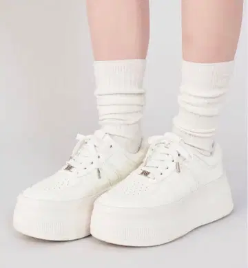 Darich DD 로고 밑창 스니커즈 화이트