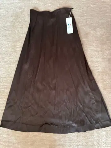 브라운 플레어 스커트 새틴