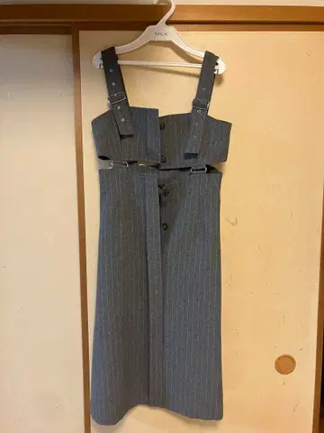 2025년 FW 미사용 새상품 밀크 점프 스커트