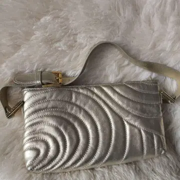 레어품! 폴 스미스 스월 패턴 퀼팅 숄더백