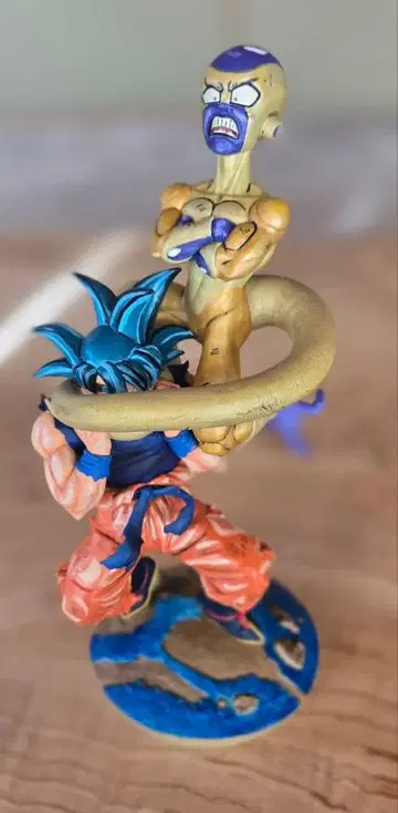 손오공 VS 프리저 피규어 리페인트