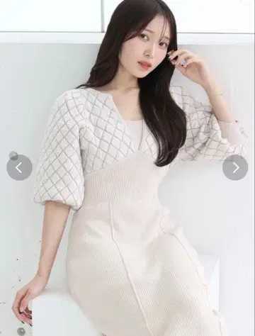 퀼팅 자카드 니트 원피스 베이지