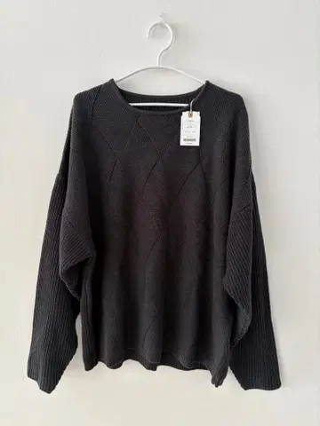 [ antiqua ] 크로스 편직 니트