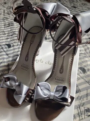 MAYLA CLASSIC 클라프티파 민트 케이크