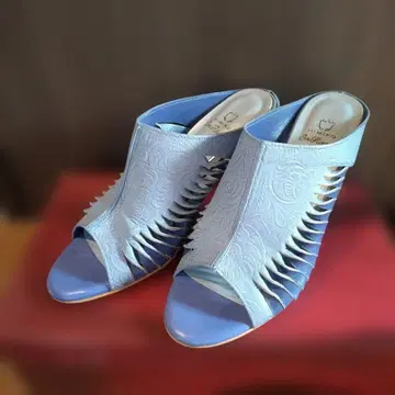 HIMIKO 야마구치 엠보싱 가공 슬립온 힐