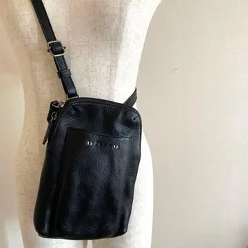 Dakota 미니 스마트폰 숄더백 블랙 가죽