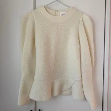 OHGA 수플레 니트 화이트