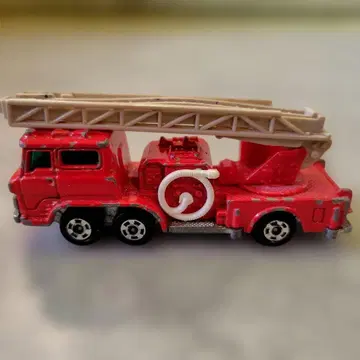 토미카 빨간색 소방차 미니카 사다리 포함