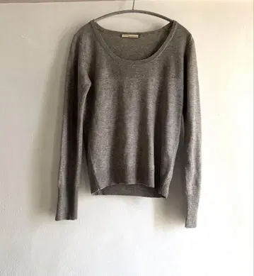 심플! 개럴개런트 울 니트 심플 그레이 얇은 소재 니트