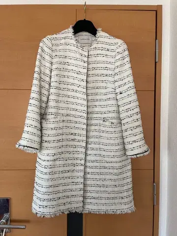 토탈리테 노카라 자켓 코트 화이트/블랙 트위드