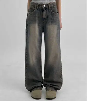 [ BLACKUP ] 차타 스탠다드 와이드 데님 ( S )