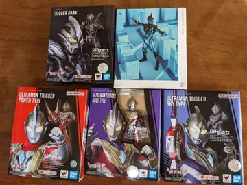 S.H.Figuarts 울트라맨 트리거 5체 세트 개봉품
