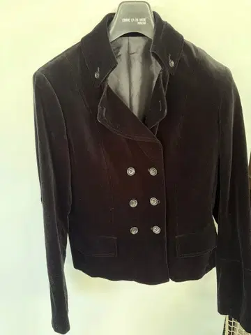 꼼사데모드 벨로아 자켓 13호 더블 블랙