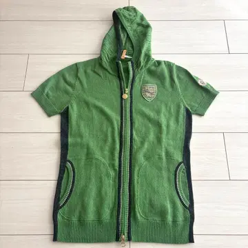 Heal Creek 후드 부착 반팔 스웨터