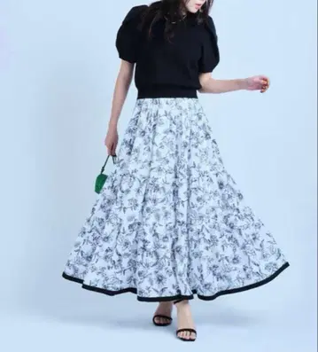 [ 새상품 ] JUSGLITTY 플라워 캉캉 스커트 저스길리티