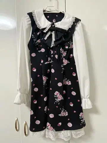 모에냐 시마무라 콜라보 원피스 블랙 양산형 지뢰계