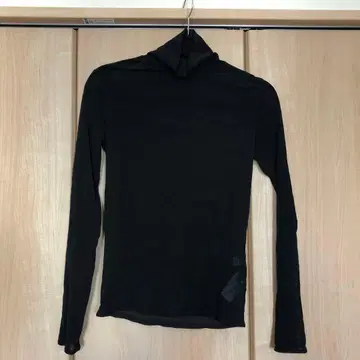 emmi 블랙 긴팔 시스루 상의 원사이즈