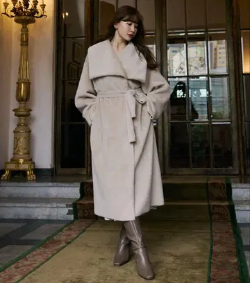 Herlipto Grace Wrap Coat beige M 행거 포함