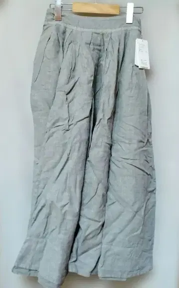 네스트로브 린넨 롱 스커트