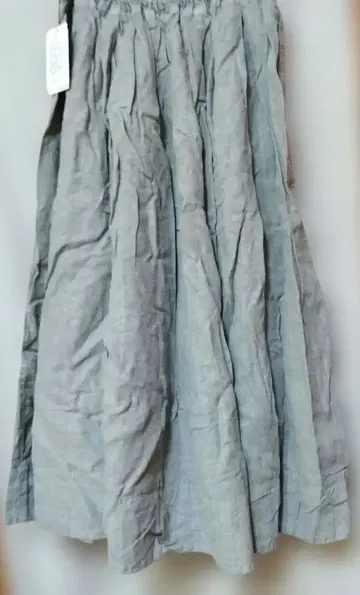 네스트로브 린넨 롱 스커트