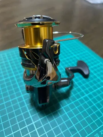 시마노 20 트윈 파워 4000