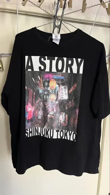 네오 신주쿠 반팔 추억의 골목 L