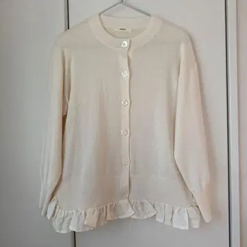 OHGA 프릴 니트 화이트