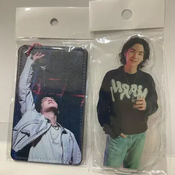 BTS SUGA 패스 케이스 1개 아크릴 스탠드 1개