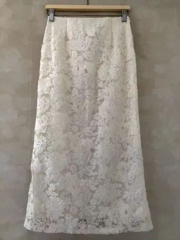 IENA 시어 플라워 레이스 스커트 화이트