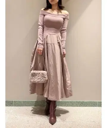 스나이델 오프숄더 도킹 원피스