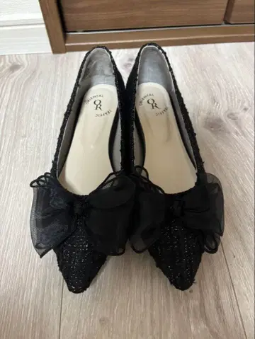 오리엔탈 트래픽 블랙 펌프스 oriental traffic