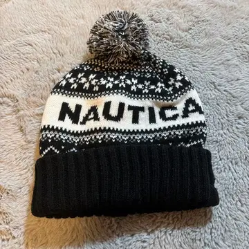 NAUTICA 폼폼 포함 니트 모자