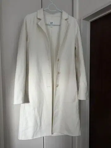 GAP 화이트 롱 코트 일본 사이즈 M~L