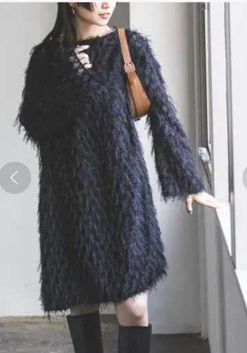 프린지 자카드 미니 블랙 원피스