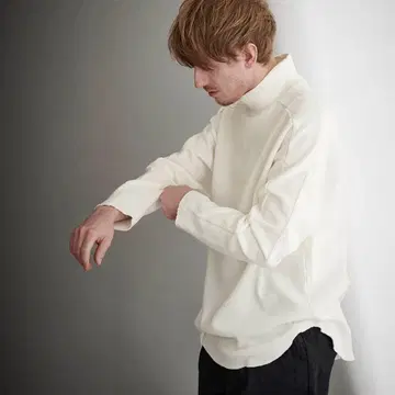 Kelen 써멀 모크넥 탑 화이트