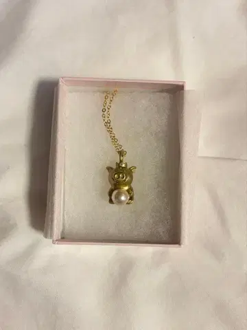 하나노 아메레 금 돼지 참 목걸이