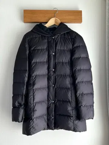 [ 새상품급 클리닝 완료 ] 23구 다운 코트 미들 기장