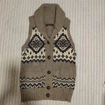 chambre de charme 노르딕 무늬 니트 베스트