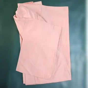 연한 핑크 코몬 기모노