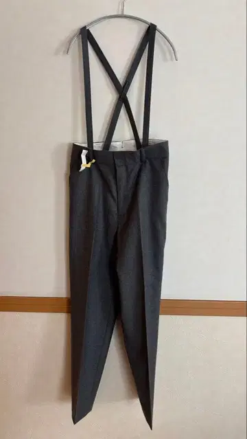 uncrave 앙크레이브 그레이 서스펜더 살로펫 올인원