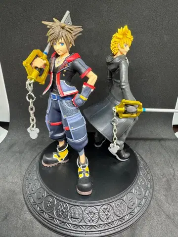 킹덤하츠 록서스 소라 피규어